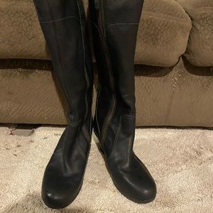 Woman’s leather Timberland boots.